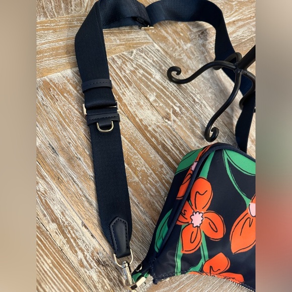 Kate Spade The Litte Better Sam Daisy Vines Small Crossbody - Picture 10 of 14
